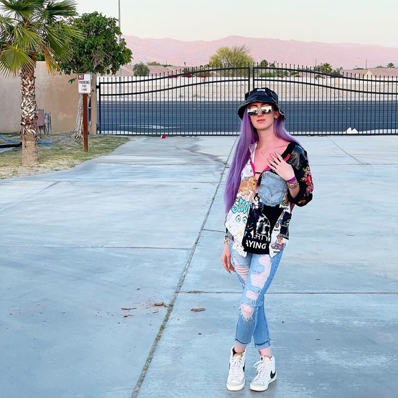 Meet your Posher, Vanessa - Picture 5 of 8